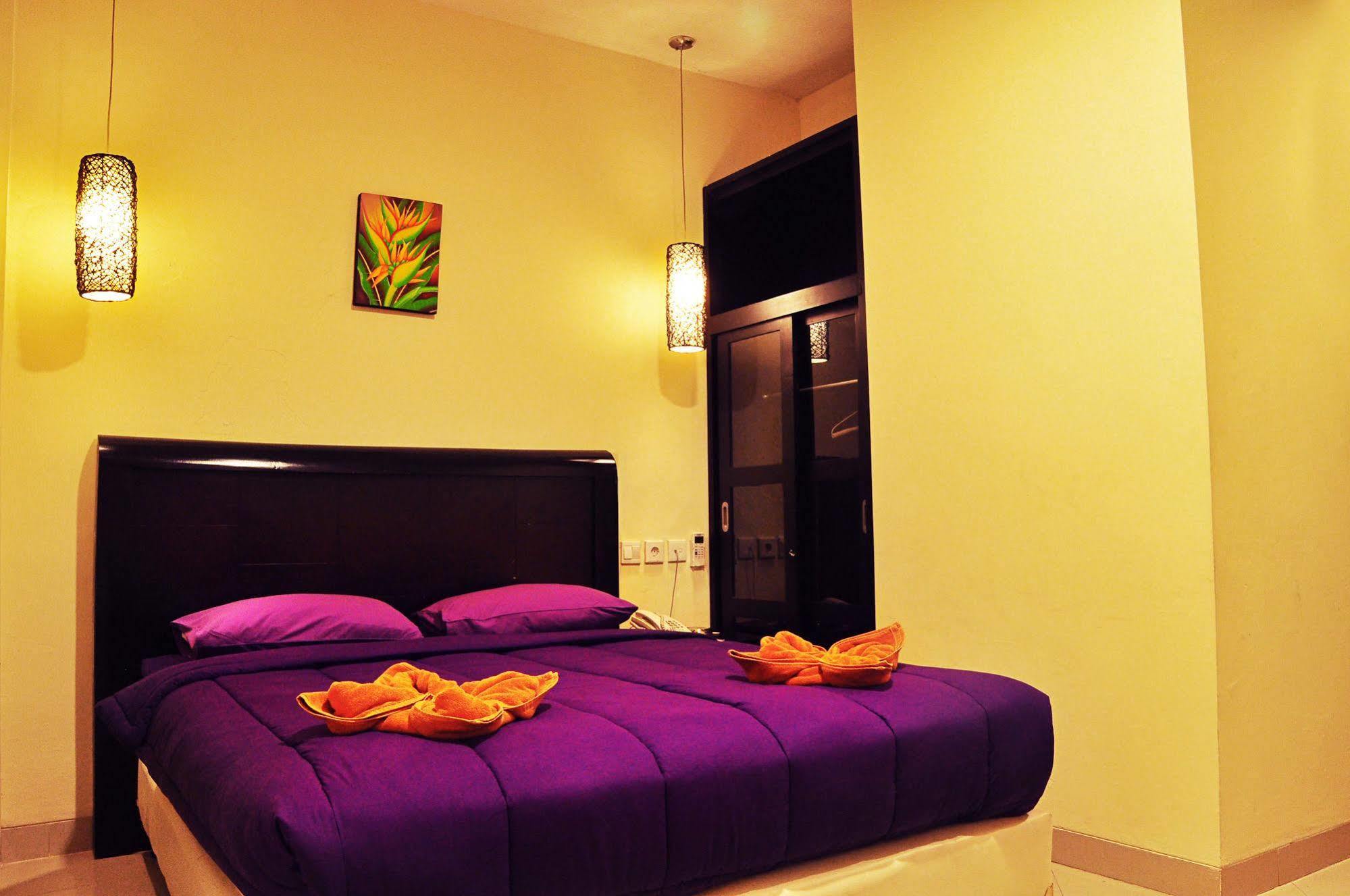Guest House Matahari Kuta Lombok Esterno foto