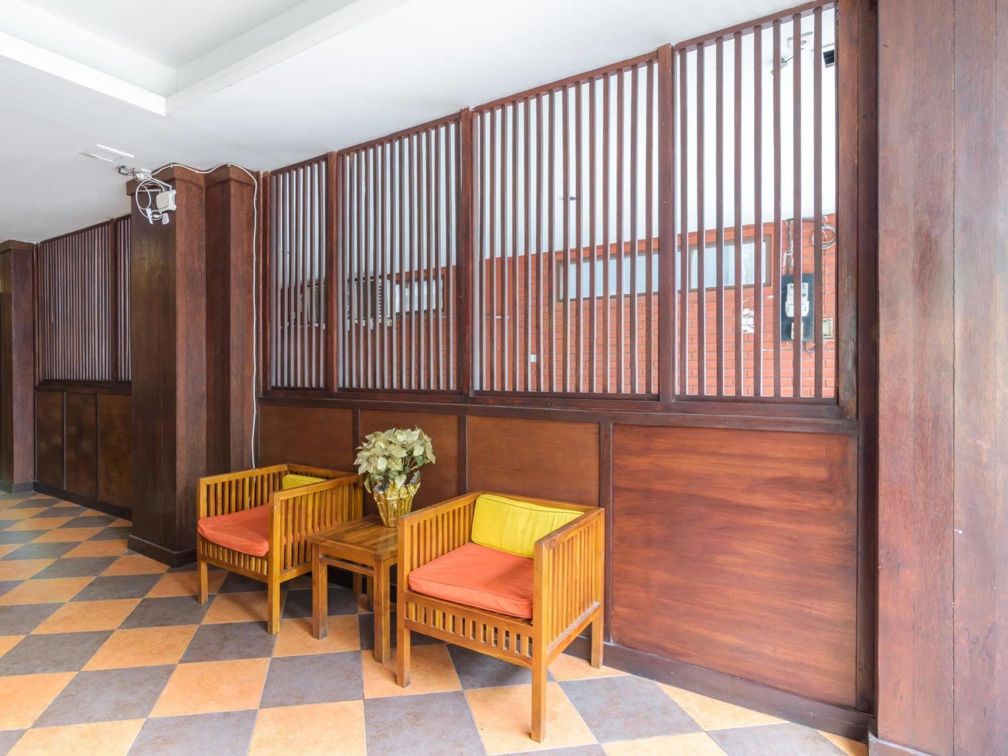 Guest House Matahari Kuta Lombok Esterno foto
